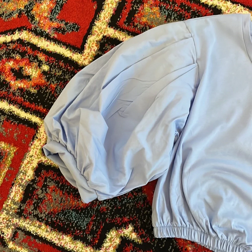 Zara puff sleeve top - Picture 2 of 2